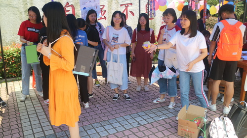 460e4f7e5e9c9a54 460e4f7e5e9c9a54