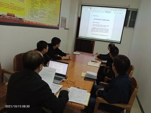 学习贯彻习近平总书记给全国高校黄大年式教师团队代表重要回信精神的学习现场图片