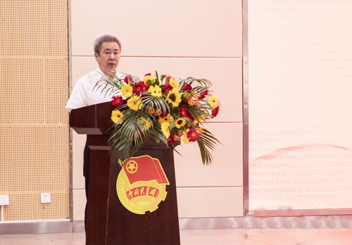 开云最新版本app下载举行庆祝中国共产主义青年团建团100周年暨2022年“五四”表彰大会